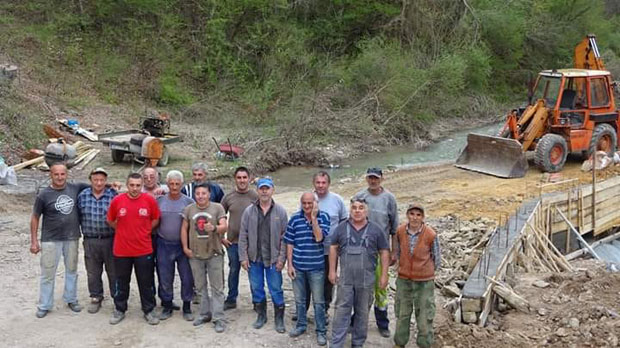 За спас села нуде бесплатне плацеве